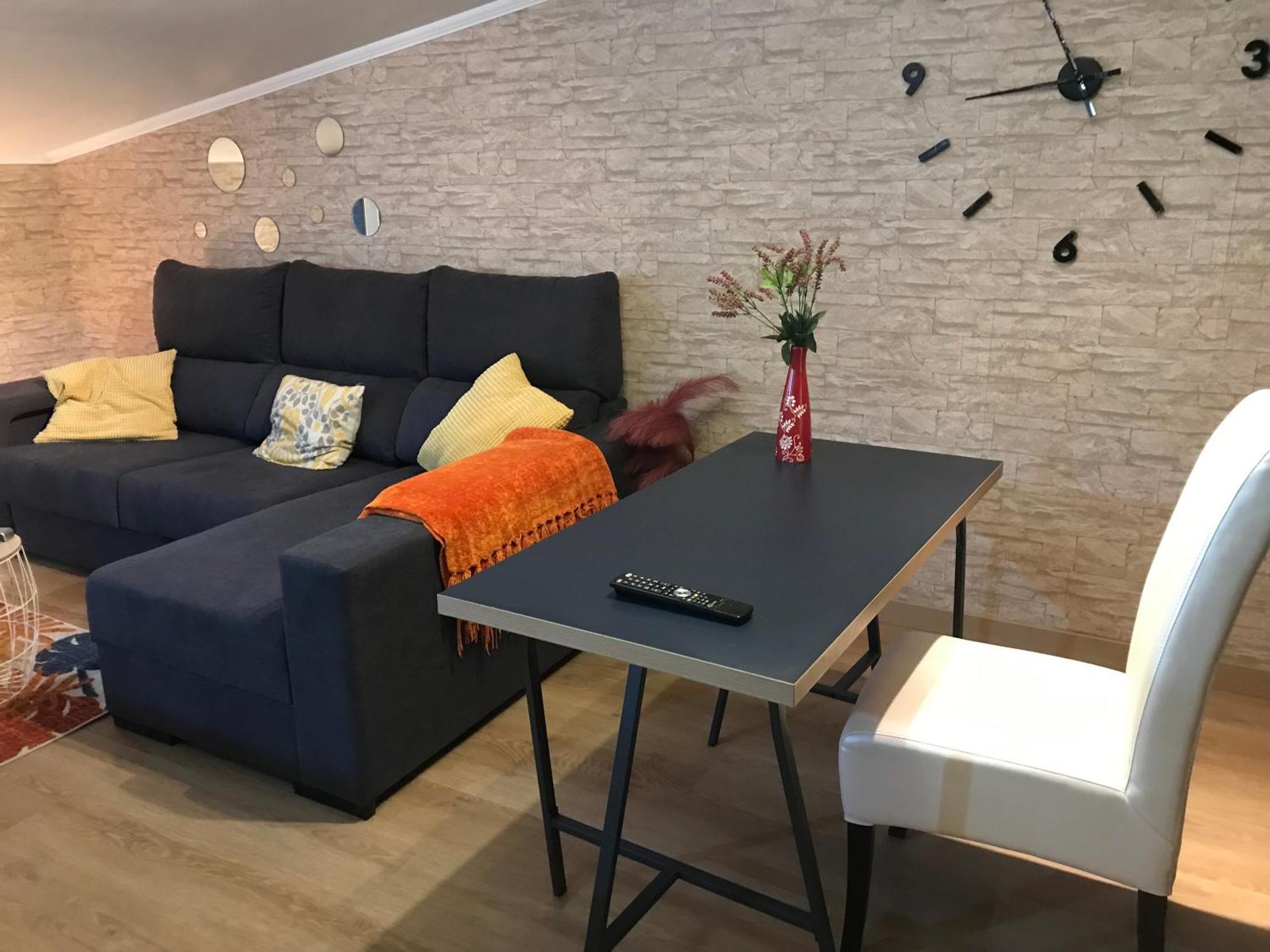 Apartamento Con Amplia Terraza Cerca Del Hospital Clinico Σαντιάγο ντε Κομποστέλα Εξωτερικό φωτογραφία