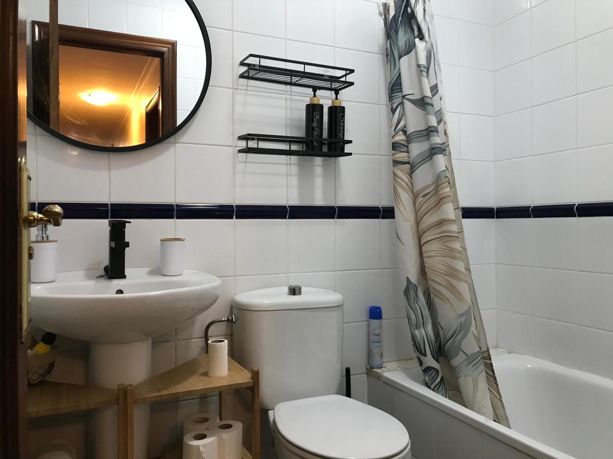 Apartamento Con Amplia Terraza Cerca Del Hospital Clinico Σαντιάγο ντε Κομποστέλα Εξωτερικό φωτογραφία
